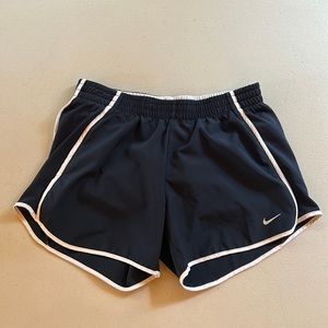 (S) Nike Tempo Lined Running Shorts